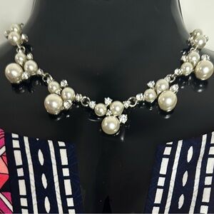 Elegant Pearl Necklace